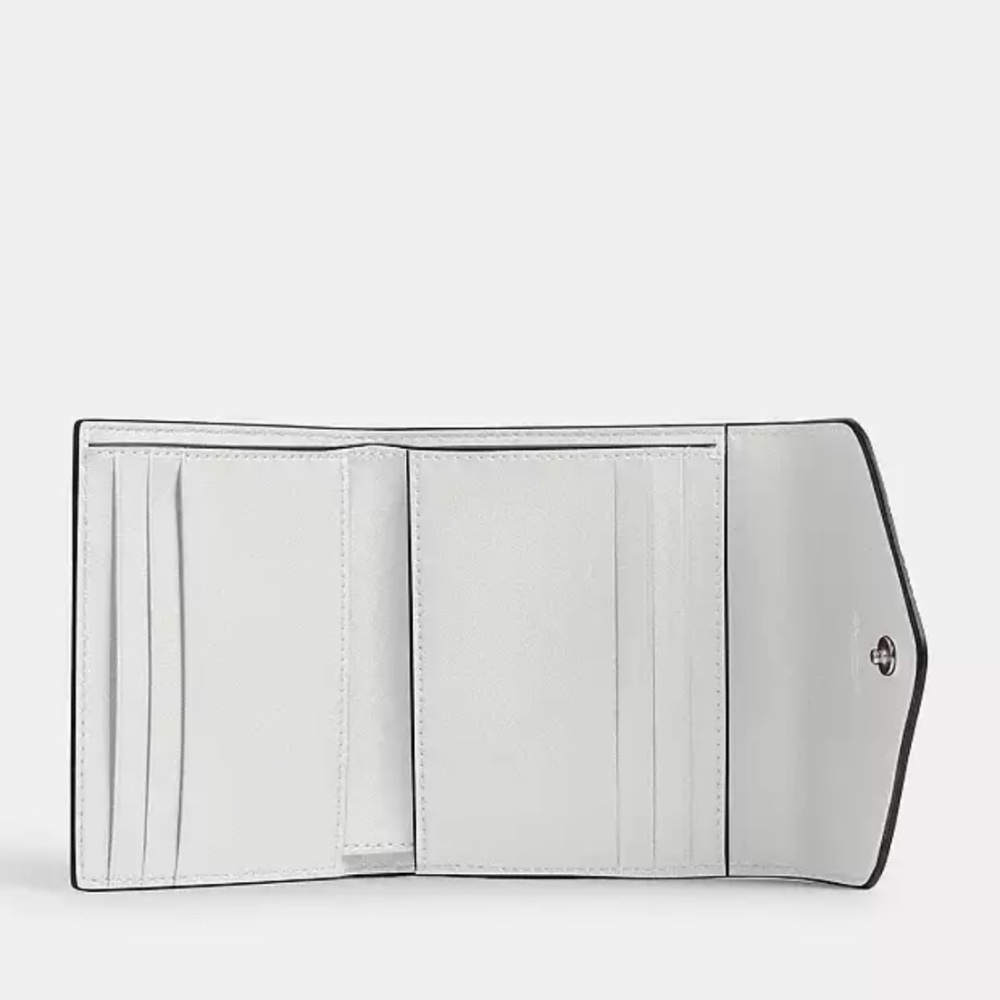 Authentic Wyn Small Wallet With Strawberry Print - Picture 2 of 3